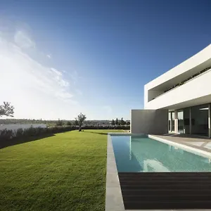Casa L. N. Noa Lagos