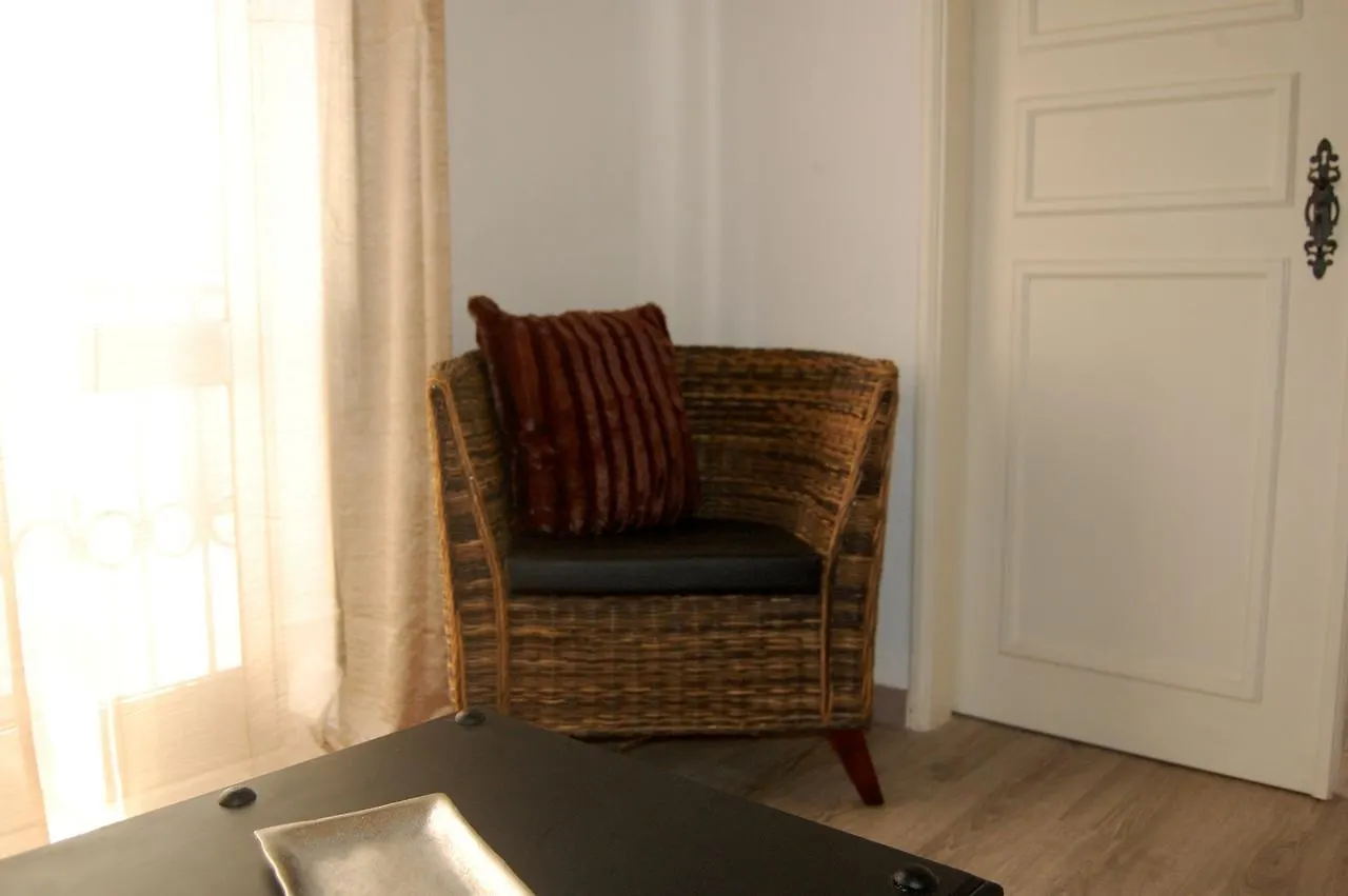 Suites Inn Lagos 3*,